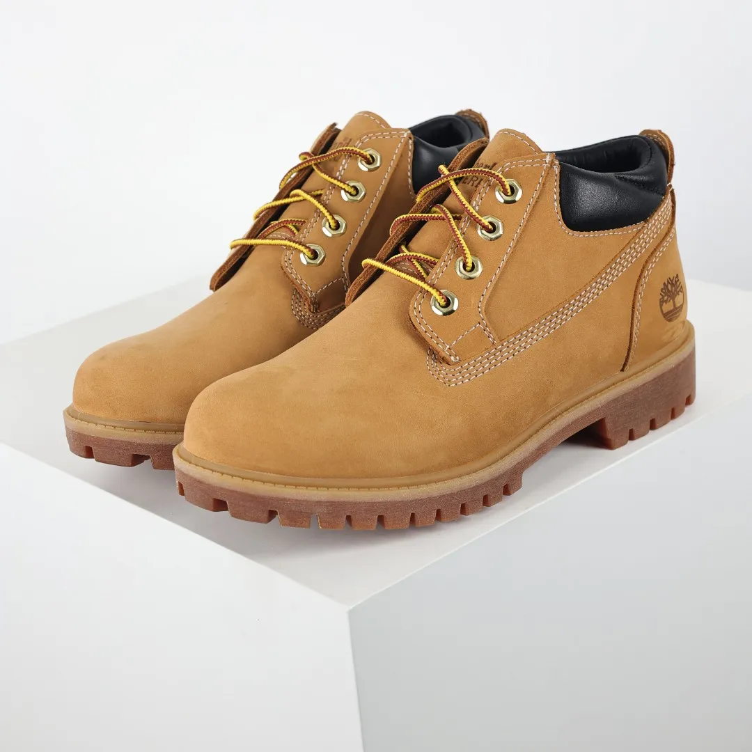 Local self-pickup💰640 Core recommendation Good price Rubber non-slip outsole resists cold and cracks. Authentic and consistent all-leather collar/lining/sole. Equipped with anti-fatigue shock-absorbing honeycomb insole. Extremely comfortable. Full set of original packaging accessories (comes with shoelaces, eraser, and counter bag). Size: 39.5 40 41 42 43 44 45 One size too large.